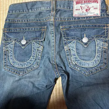 TRUE RELIGION RICKY BIG T 사이즈 34