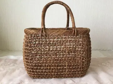 아케비 바스켓백