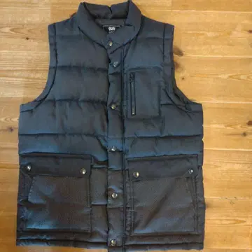 블랙 다운 베스트