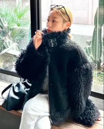 Ungrid 보아 콤비 무스탕 블루종 M 블랙