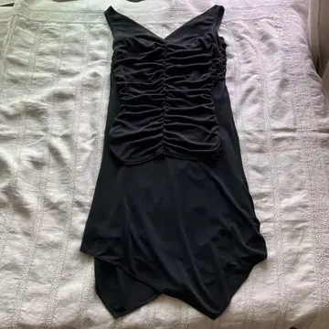 [ 최종 가격 인하 ] 노베스파지오 블랙 셋업 슬리브리스 & 롱 스커트