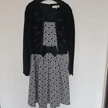 세레모니 원피스 와 가디건 블랙 화이트 셋업