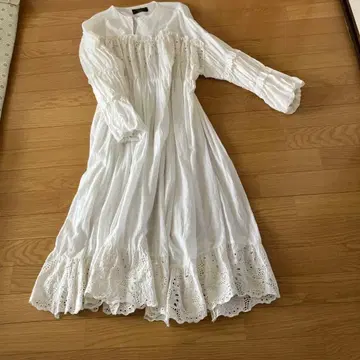 AXIS 팜 코튼 레이스 자수 맥시 원피스