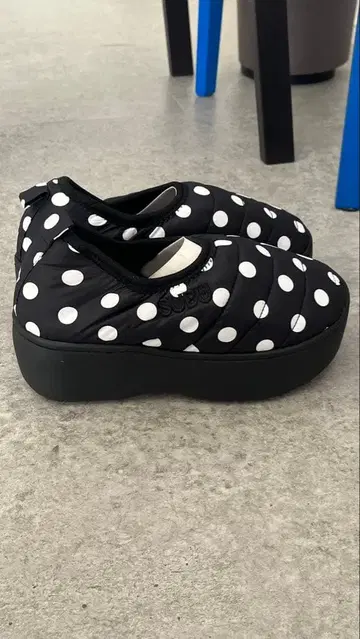 SUBU 웜 플랫폼 슬립온 도트 통굽 23-24