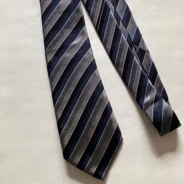 Franco Spada 넥타이 스트라이프 디자인