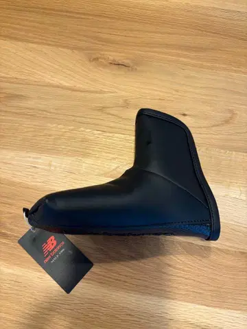 뉴발란스 퍼터용 골프헤드커버 블랙 미사용