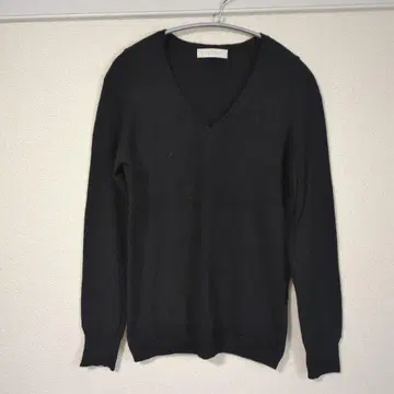 유니클로 캐시미어 V넥 스웨터