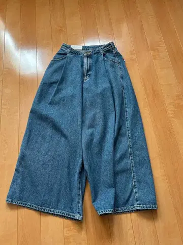 Spick and Span 턱 데님 와이드 팬츠