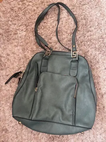 그린 핸드백 내외부 포켓 부착