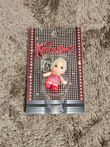 킨키 부츠 2025 코스튬 큐피 로렌