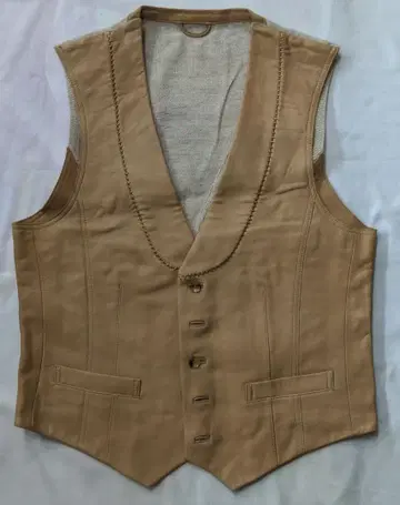 아티산 가죽 베스트 M 사이즈 미사용 새상품