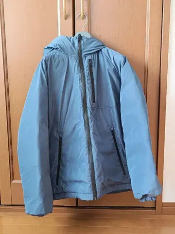 새상품 어반 리서치 M 사이즈 다운 자켓