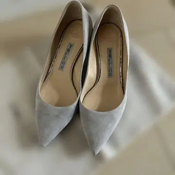 PELLICO 그레이지 스웨이드 힐펌프스 36