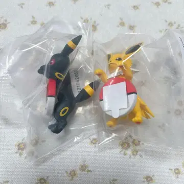 제일복권 포켓몬 F상 길거리 산책 챠라링 프렌즈 썬더 블래키