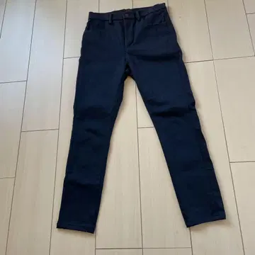 새상품급 J BRAND 블랙 스키니 팬츠