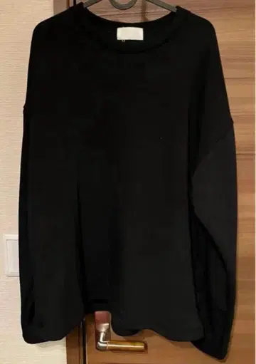 soglia 소리아 봄버 히트 롱 슬리브 T셔츠