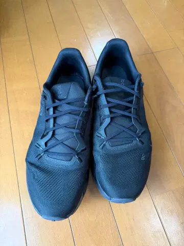 ON 신발 Cloudtilt 블랙