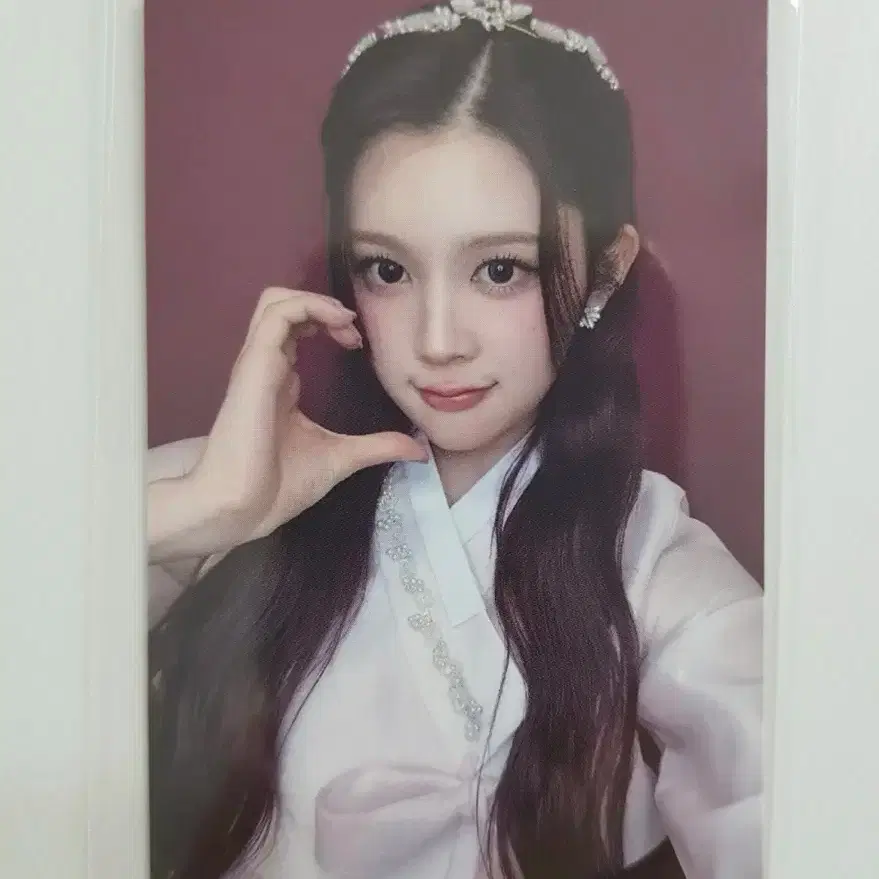 Hearts2hearts Eina Slide Mount Keyring #ANA,#A_NA,#H2H on Bunjang