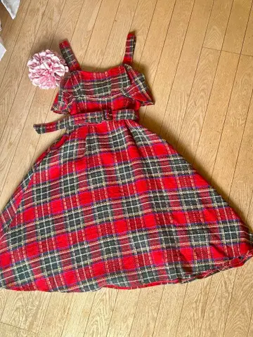 체크 무늬 점퍼 스커트