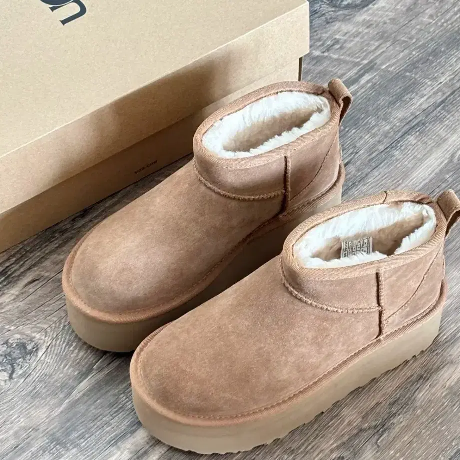 UGG Cropped Casual 2-inch Platform Boots Women's Chestnut