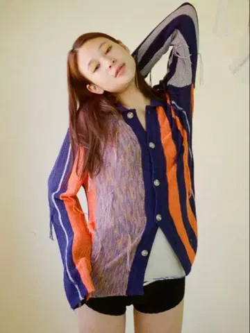 PAMM 기억 속 스트라이프 가디건