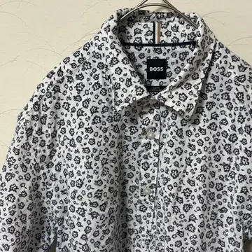 BOSS 골프웨어 꽃무늬 반팔 셔츠 슬림 핏 남성용 M 사이즈