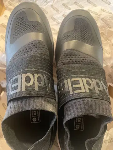 Addelm (애덜름) 스니커즈 BLACK