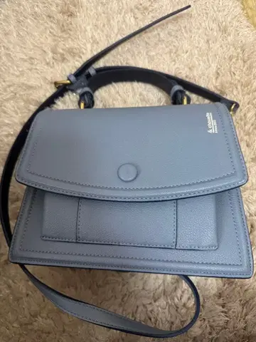 깊은 스카이블루 가죽 숄더백 & chouette