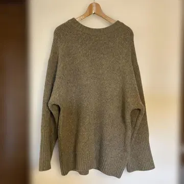Willfully 올리브, 그린색 긴팔 니트 스웨터