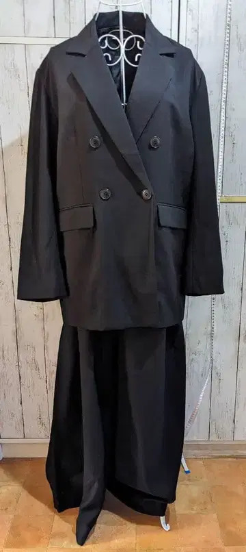 ROSE BUD 블랙 더블 브레스트 자켓과 팬츠 세트