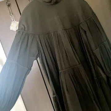 룰 로제트 플레어 블라우스