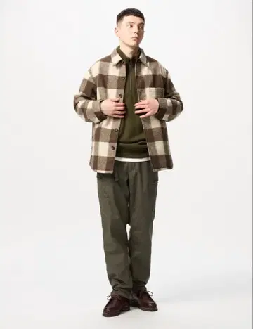 올리브 그린 이지 팬츠