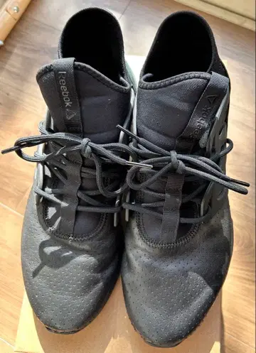 리복 스니커즈 블랙 8 USA