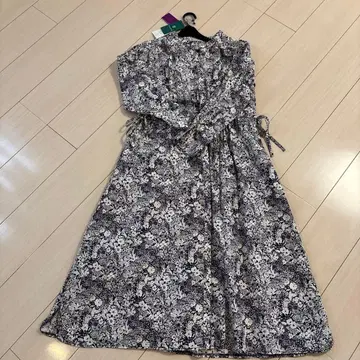 [새상품급] AFTERNOON TEA WARDROBE 리버티 원피스