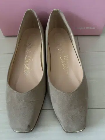 Bridget Birkin 베이지 스퀘어토 펌프스