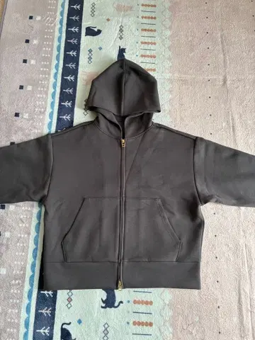 UNFILO 미사용 새상품 더블 지퍼 후드 부착 후드티 S 사이즈