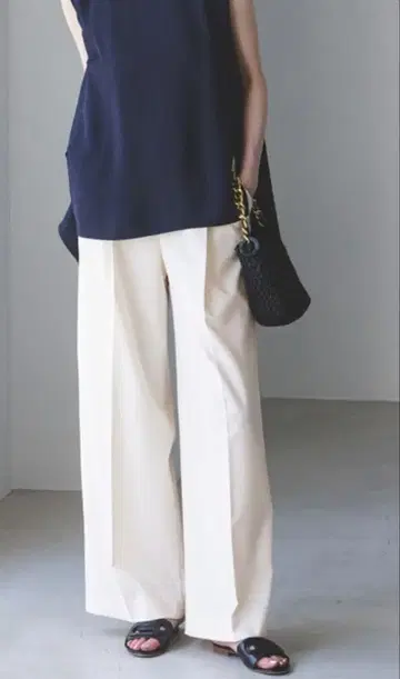 NOBLE 에스테르 트윌 스트레치 슬랙스 팬츠 34 화이트