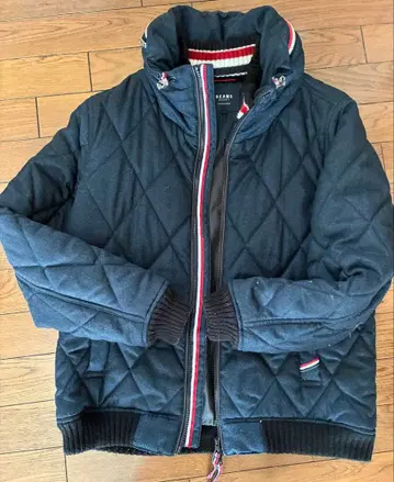 BEAMS HEART 네이비 퀼팅 다운 자켓