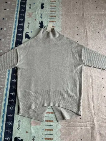 any SiS 미사용 새상품 그레이 터틀넥 스웨터