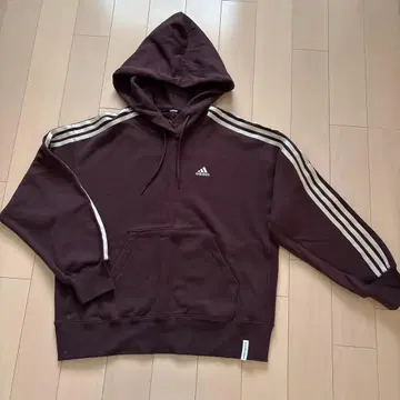 adidas 다크 브라운 후드 부착 후드티