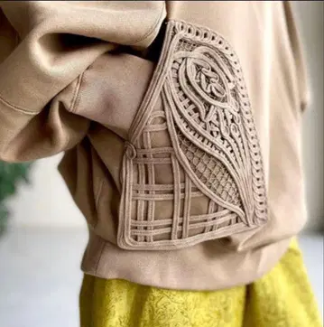 mame 코드 자수 맨투맨