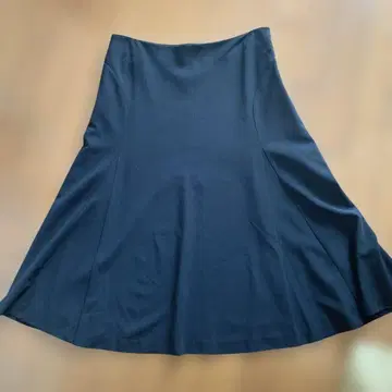 RENA LANGE 블랙 플레어 스커트