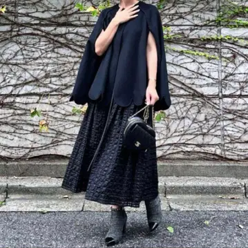 노카라 케이프 자켓 블랙 화이트