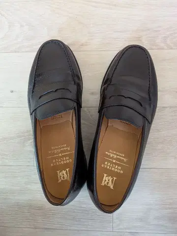 MB 핸드메이드 굿이어 웰트 가죽 로퍼 by 아노네이