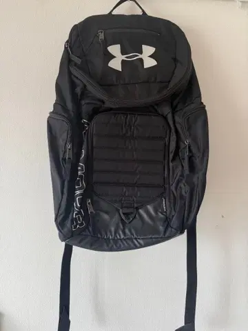 언더아머 블랙 백팩