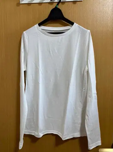 [ 새상품급 ] SLOBE IENA 긴팔 티셔츠 화이트