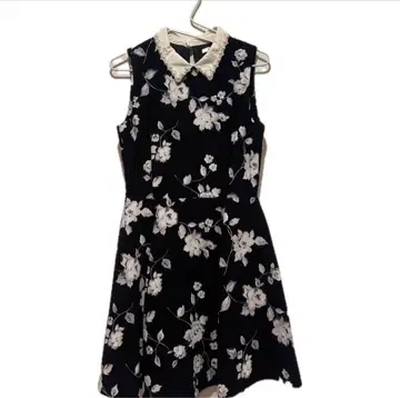 [ 새상품급 ] snidel 펄 옷깃 꽃무늬 슬리브리스 원피스