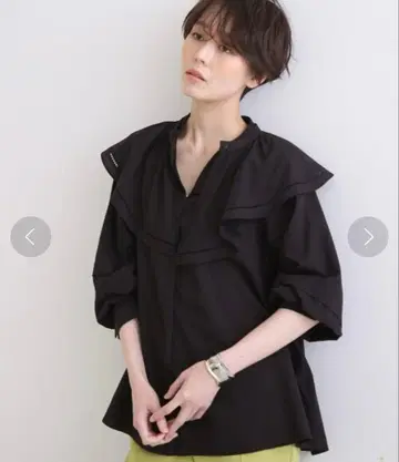 [ 세탁 가능/2WAY ] 아이렛 러셀 블라우스 INDIVI