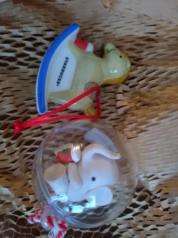 스타벅스 STARBUCKS 홀리데이 2022 오너먼트