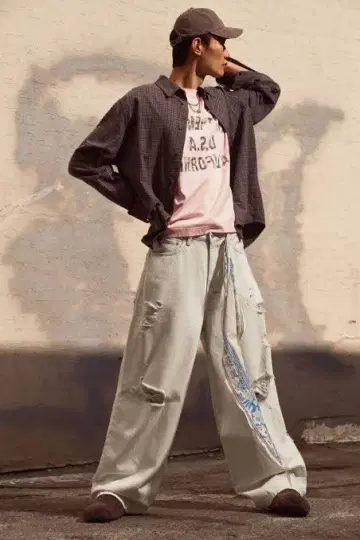 H&M 슈퍼 배기 데님 33/30